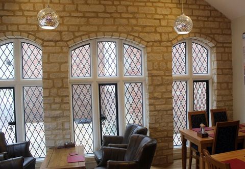 Lain-lain Potterspury House