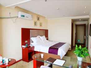 Bedroom 4 GreenTree Inn XiAn Longshouyuan Metro Station Hotel
