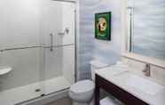 In-room Bathroom 5 Star Suites: An Extended Stay Hotel