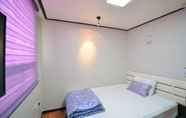 Kamar Tidur 6 Wow Motel