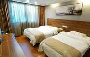 Kamar Tidur 7 GreenTree Inn Chongqing Longhu Times Tianjie Xietaizi Subway Station Hotel