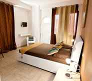 Kamar Tidur 3 B&B Shining