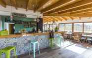 Bar, Kafe, dan Lounge 3 Sagres Sun Stay - Surf Camp & Hostel