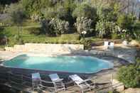 Swimming Pool Villa Borgovecchio B&B