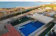 Swimming Pool 6 Camping Balneario Los Delfines