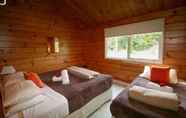 Bedroom 2 Tatahi Cove - Hostel