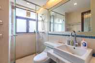 In-room Bathroom Locals Boutique Apartment Huafa Plaza 35