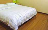 Kamar Tidur 5 Heng 8 Hotel Tonglu South Yingchun Road