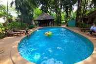 Swimming Pool Tayan Resort River Kwai