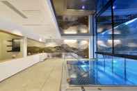 Swimming Pool Venediger Lodge