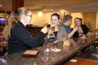 Bar, Kafe, dan Lounge Trip Inn Hotel Zum Riesen