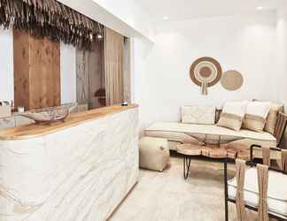 Lobi 2 Volcano Luxury Suites Milos - Adults Only