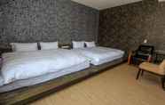 Kamar Tidur 3 Natural Essence Getaway