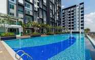 Swimming Pool 4 Yoyo Sweety Homestay