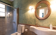 In-room Bathroom 6 Villa Heliana Enchanting Seaviews