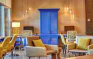 Bar, Kafe dan Lounge 7 Home2 Suites by Hilton Toronto Brampton