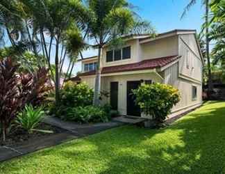 Exterior 2 Keauhou Surf & Racquet Townhouse #36