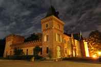 ภายนอกอาคาร Hostellerie du Château les muids