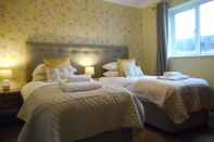 Bedroom East Cottage, Parbroath Farm Near Cupar in Fife