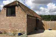 Exterior The Lodge Westmoor Farm