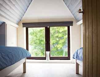 Bedroom 2 The Lodge Westmoor Farm