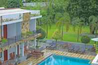 Swimming Pool Royal Reach Family Resort