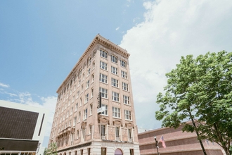 Exterior 4 The Esquire Hotel Downtown Gastonia, Ascend Hotel Collection