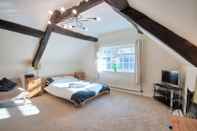 Kamar Tidur 17th-century One Bed Studio With Parking & Garden!