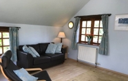 Common Space 6 Immaculate 1-bed Apartment Cornwall With hot tub