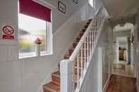 Lobby Detached 3 Bed House, Ideal for Long Stays & Pets