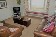 Common Space Beachview Holiday Flat 2