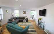 Common Space 4 Middle Chine - 2 Bedroom Holiday Home