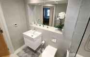 In-room Bathroom 5 Middle Chine - 2 Bedroom Holiday Home