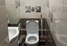 In-room Bathroom 5 Flow Hostel