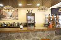 Bar, Cafe and Lounge Albergue O Cruceiro da Ulla