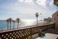 Nearby View and Attractions Apartamento espectaculares vistas al mar