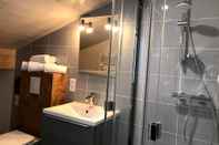 In-room Bathroom Hostellerie des Bichonnières