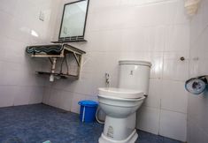 In-room Bathroom 4 Weruweru Royal Resort