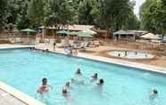 Swimming Pool 6 Huttopia Millau