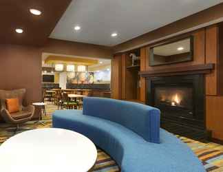 Lobby 2 Fairfield Inn & Suites by Marriott Midland