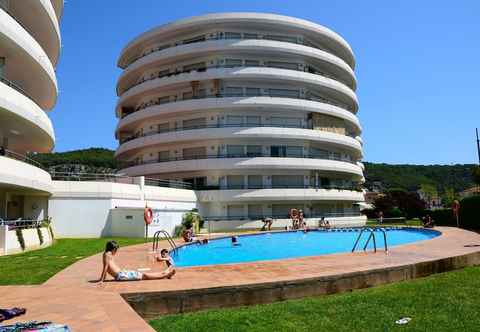 Swimming Pool Apartamentos Medes Park I