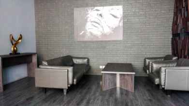 Lobby 4 Brooklyn Alam Sutera Studio Apartment with Sofa Bed