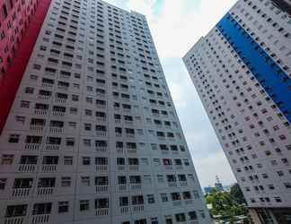 Exterior 2 Comfort 2BR with Pool View Green Pramuka City Apartment