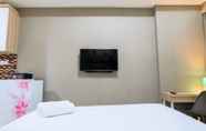 Kamar Tidur 2 Cozy Studio Tree Park Apartment near ICE BSD