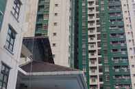 Bangunan Cozy 2BR Salemba Residence Apartment