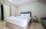 Kamar Tidur 5 Minimalist Studio Menteng Park Apartment