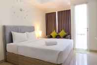 Bedroom Best Price Studio Menteng Park Apartment