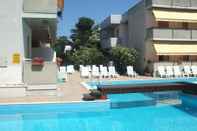 Swimming Pool Hotel Alba Holiday