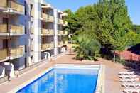 Swimming Pool Apartamentos Pins Marina 46