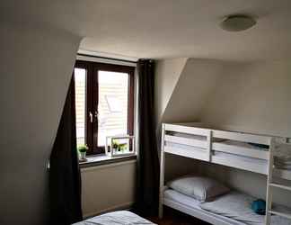 Kamar Tidur 2 Uhlandstraße 29